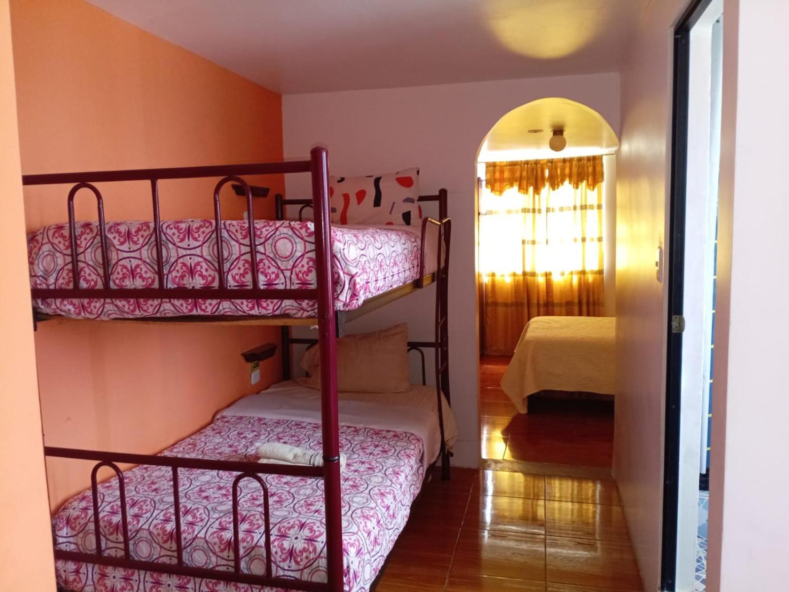 Hostal Mariscal Sucre ตาบาเบลา ภายนอก รูปภาพ
